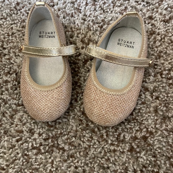 Stuart Weitzman baby dancer size 4 gold dress shoe - Picture 1 of 2